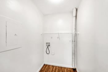Full-size washer and dryer connections
